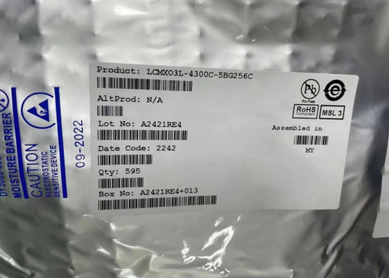 Πεδίο Προγραμματισμένη Πύλη Μαρί LCMXO3L-4300C-5BG256C 4320LUTs MachXO3 Προγραμματισμένη Λογική IC CSFBGA-256