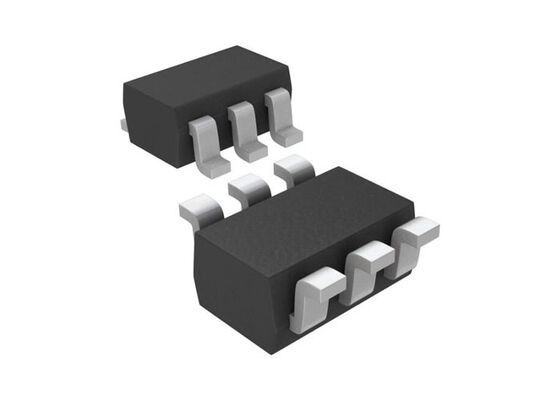 MAX9636AXT Integrated Circuit Chip Low-Power CMOS Rail-To-Rail I/O Operational Amplifiers SC-70-6