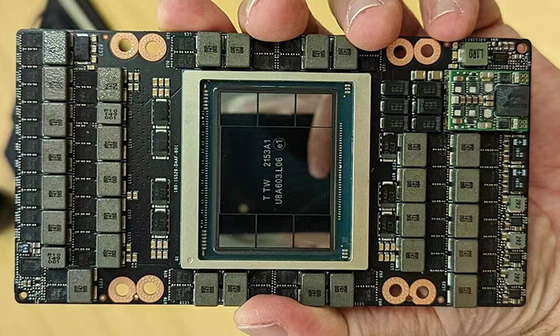 Τσιπ επεξεργαστή AI H200 υψηλής ταχύτητας 141GB Tensor Core GPU για γενετική AI και HPC