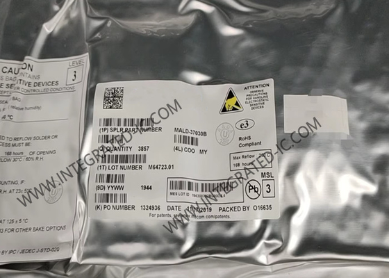 MALD-37030B Τσιπ ολοκληρωμένου κυκλώματος 28Gbps Πολλαπλής ταχύτητας οδηγός λέιζερ LGA-52
